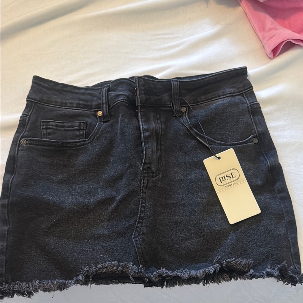 Black Mini Pencil Skirt for Casual Nights